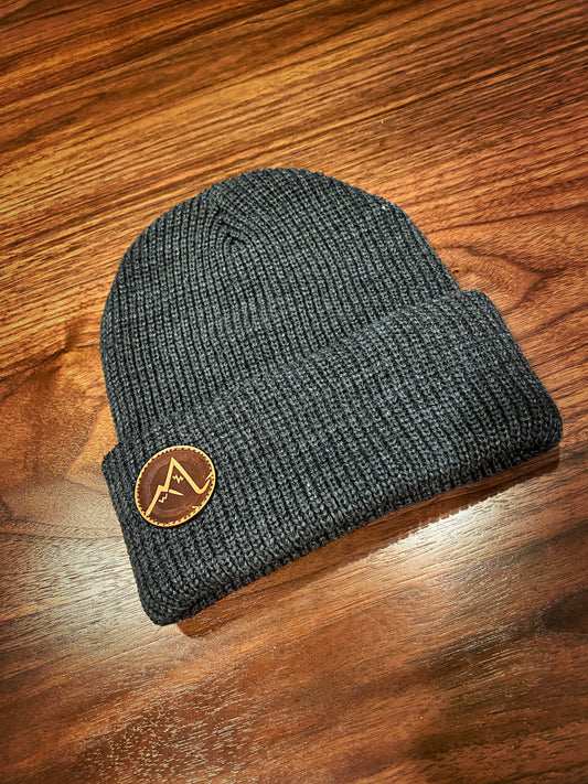 MTNS Grey patch beanie x Findlay